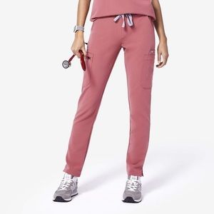 Figs Skinny Scrub Pants in Mauve